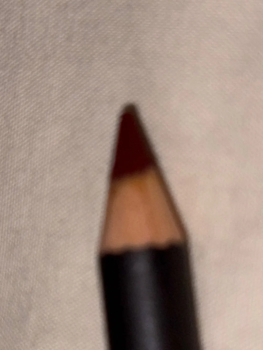 MAC Cosmetics intense reddish